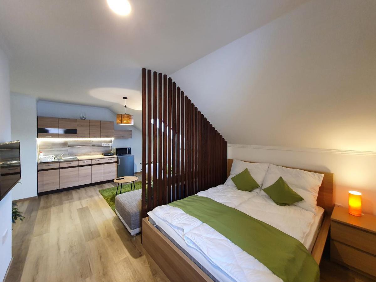Reteskert Vendeghaz Es Apartman بيلاباتفالفا المظهر الخارجي الصورة