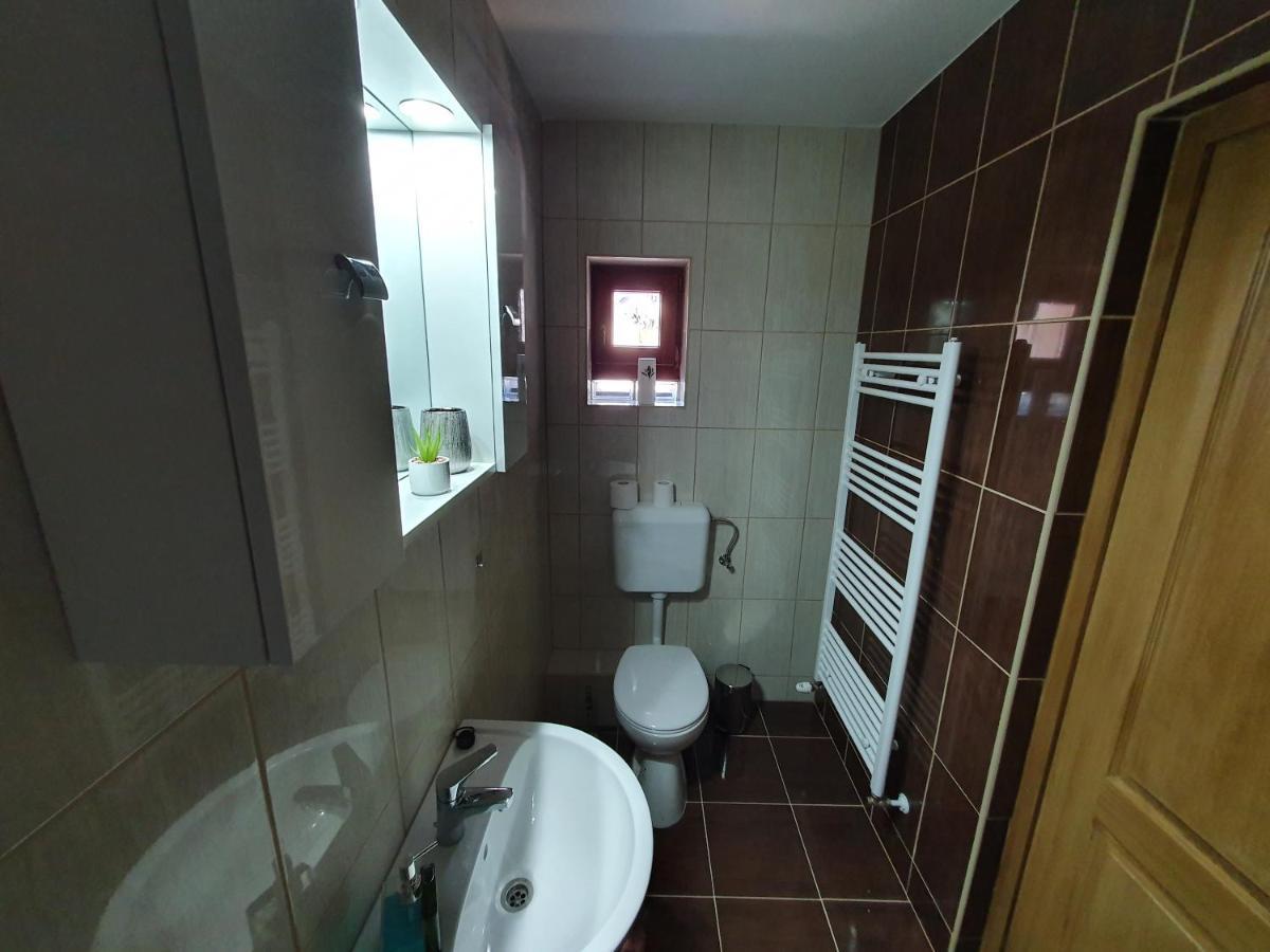Reteskert Vendeghaz Es Apartman بيلاباتفالفا المظهر الخارجي الصورة